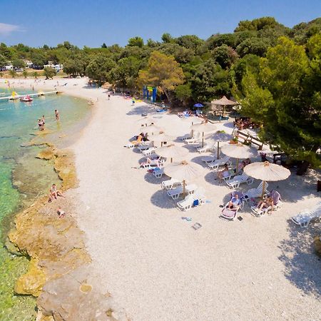 Camping Brioni بولا المظهر الخارجي الصورة