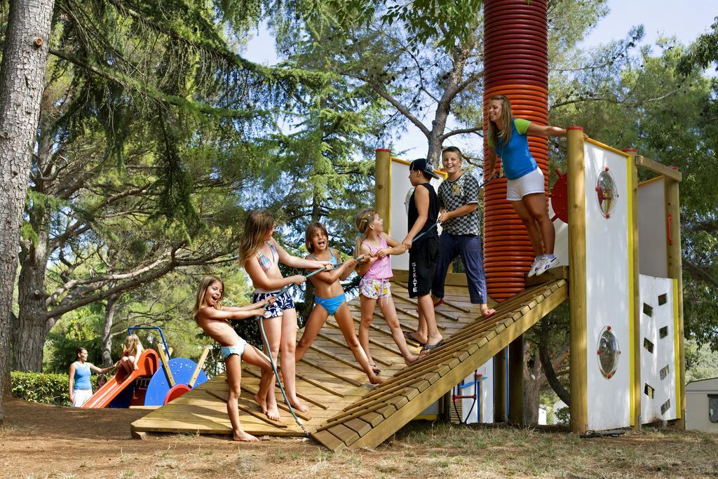 Camping Brioni بولا المظهر الخارجي الصورة