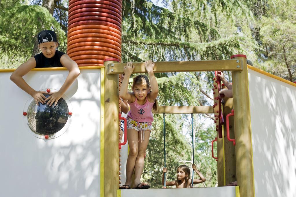 Camping Brioni بولا المظهر الخارجي الصورة