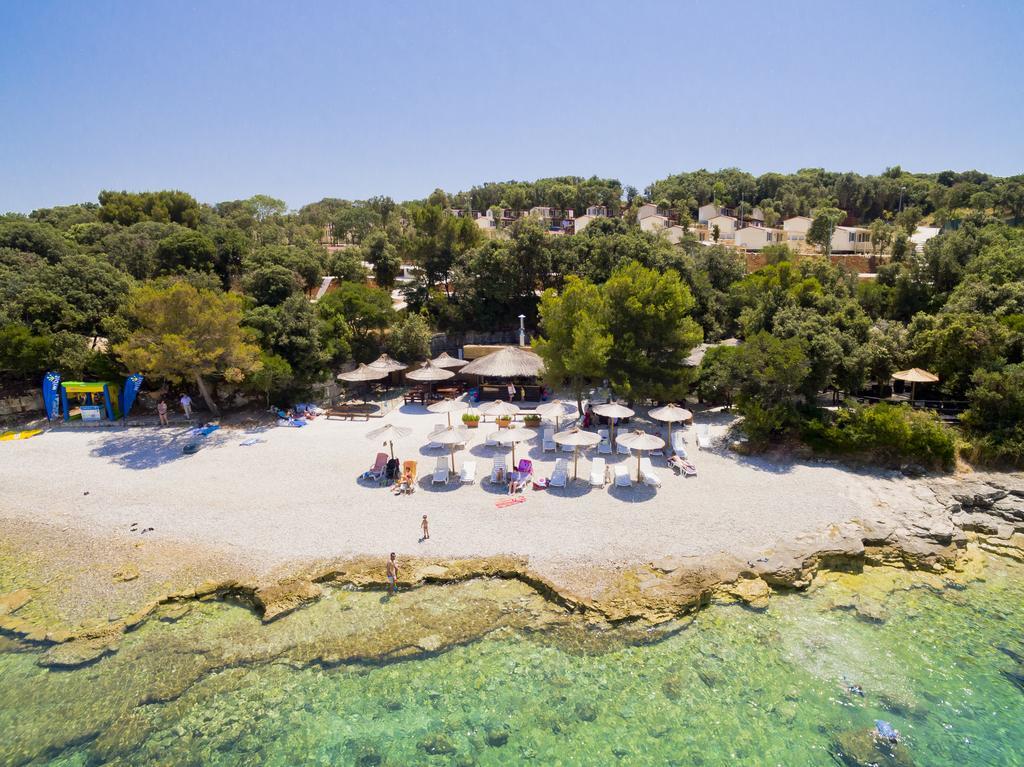 Camping Brioni بولا المظهر الخارجي الصورة